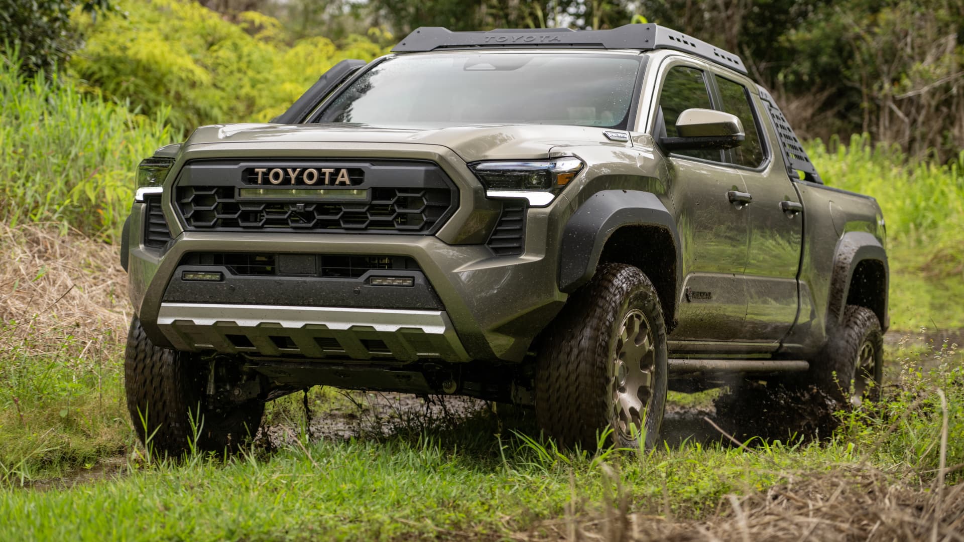 Featured image for 2024 Toyota Tacoma: Redesigned and Ready to Compete.