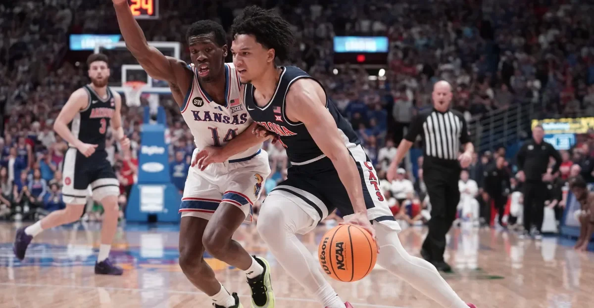 Arizona Falls at Kansas, Ends 23-Game Win Streak