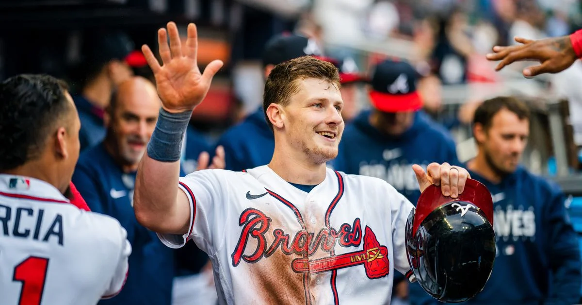 Braves' Murphy and Rosario return in sweep against Nationals.