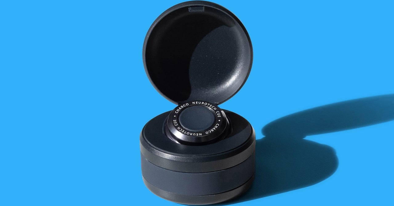 Featured image for "Wearable Device Alleviates Parkinson's Symptoms"