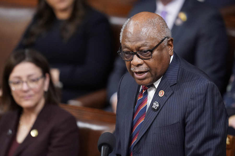 Featured image for "Rep. Jim Clyburn Announces Departure from House Democratic Leadership"