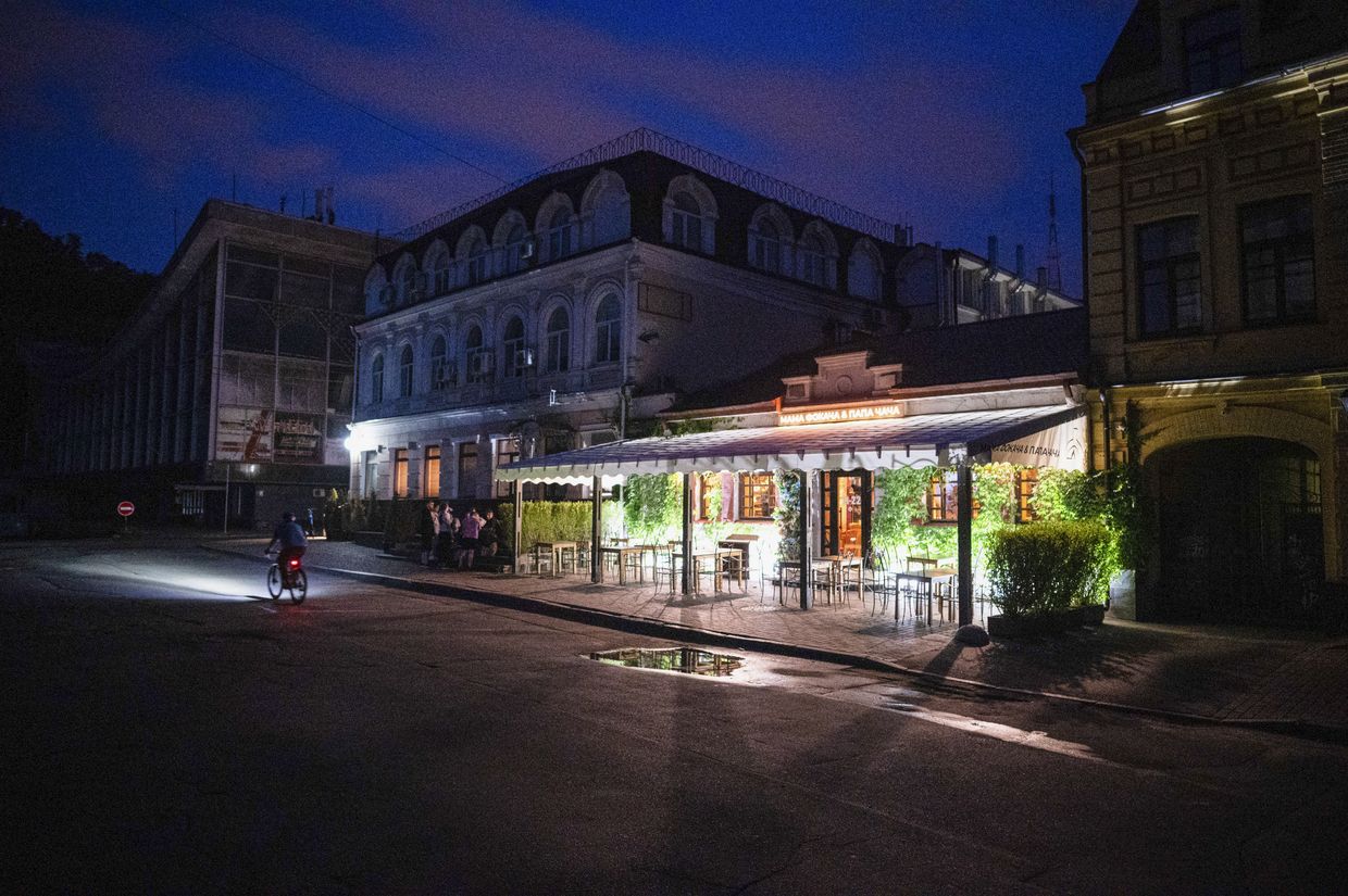 Featured image for Ukraine Faces Severe Power Crisis Amid Ongoing Russian Strikes