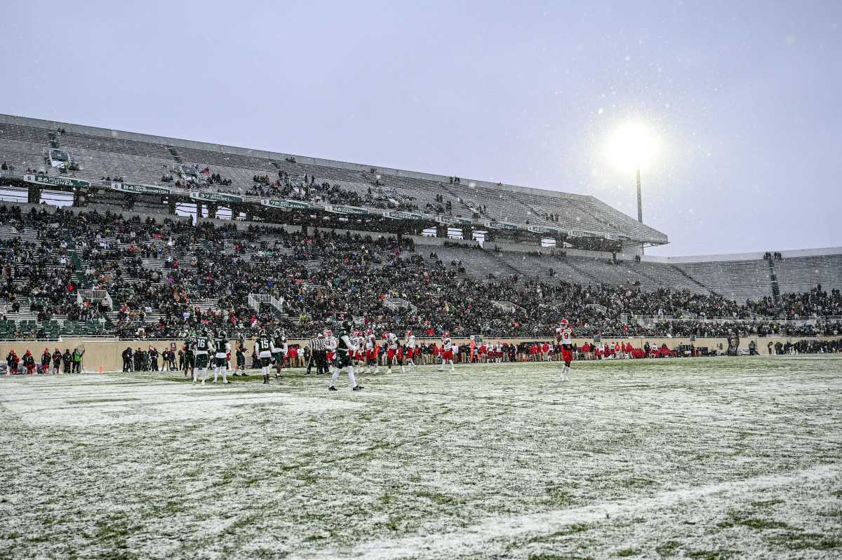 Featured image for Michigan State's Season Finale: Disappointment and Calls for Change