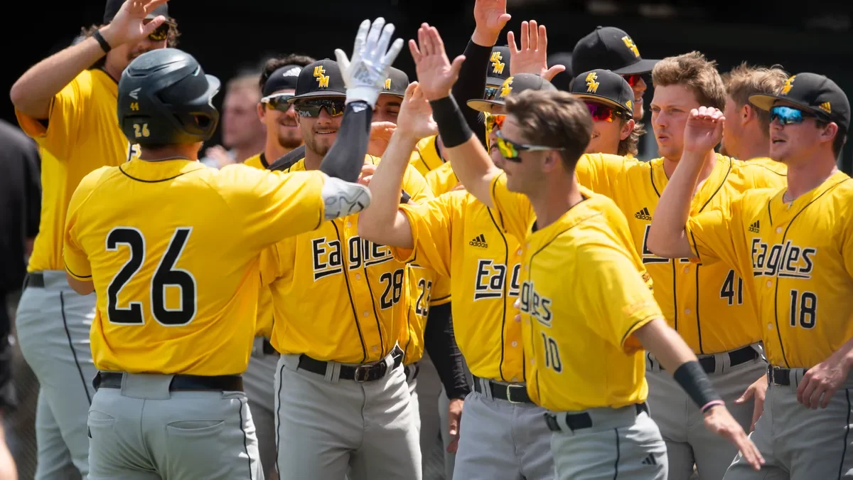 Southern Miss eliminates Auburn from NCAA baseball tournament.