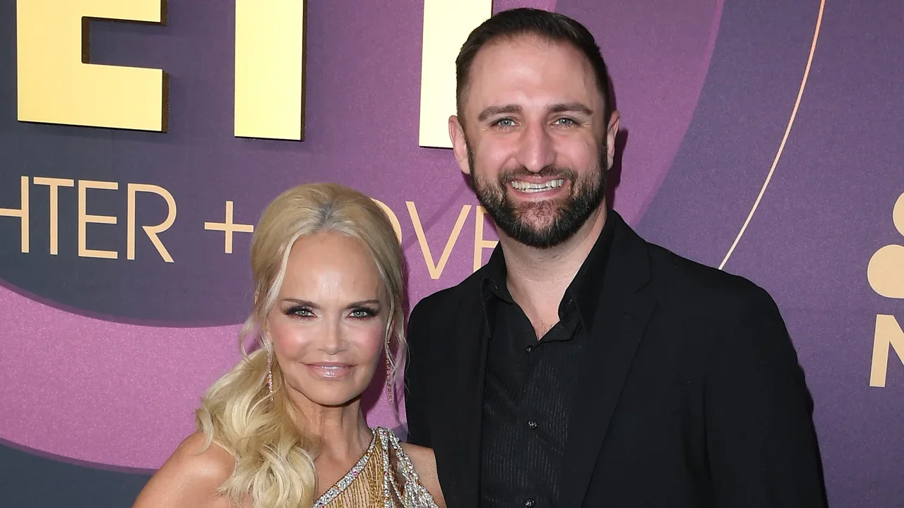 "Kristin Chenoweth Ties the Knot with Josh Bryant in Texas Wedding"