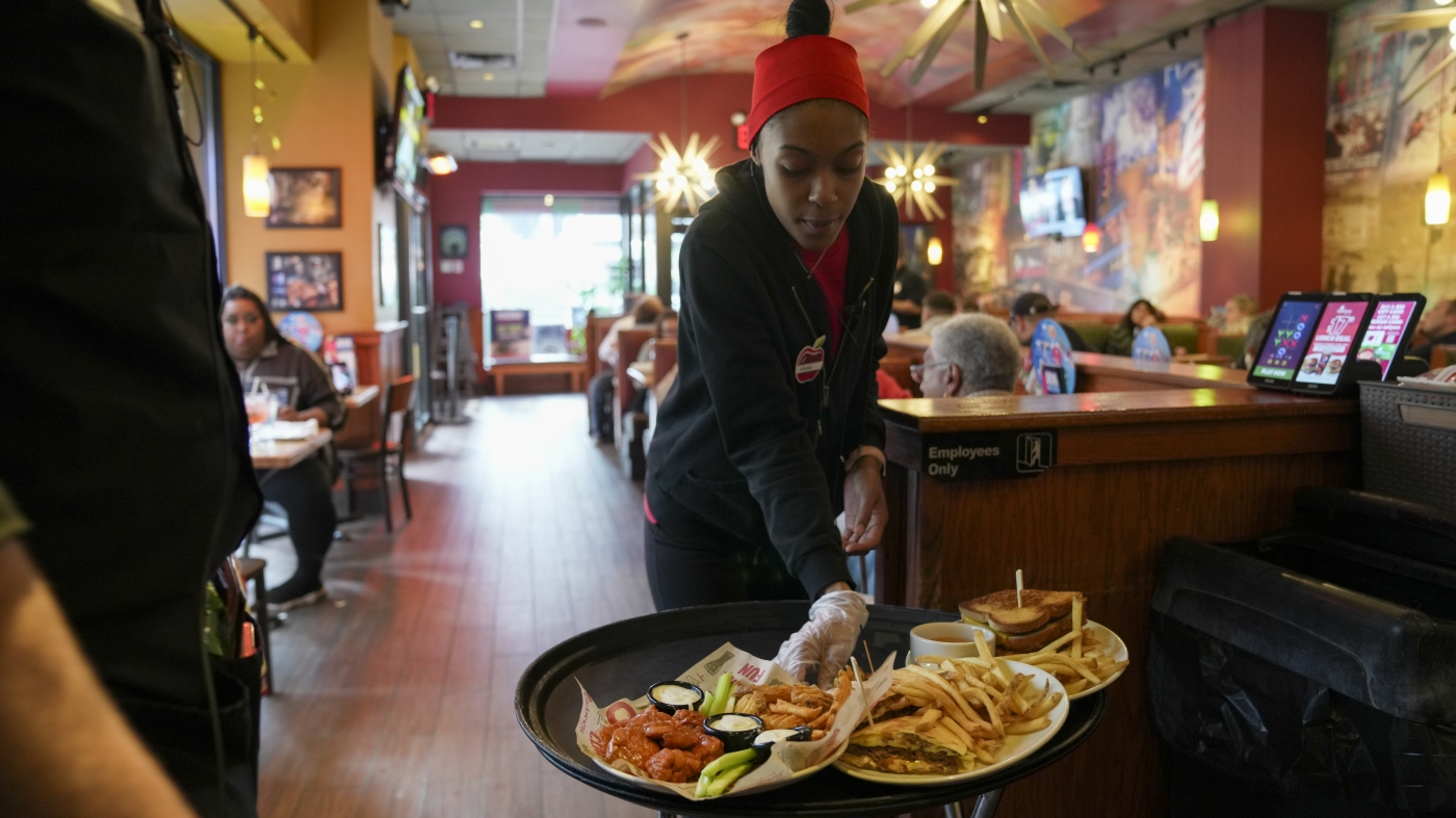 Featured image for Americans' Strong Affinity for Chain Restaurants