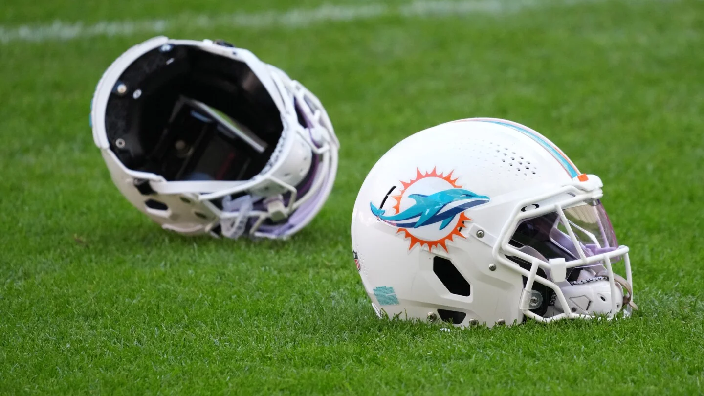 Dolphins tap Sean Duggan to lead defense under Hafley
