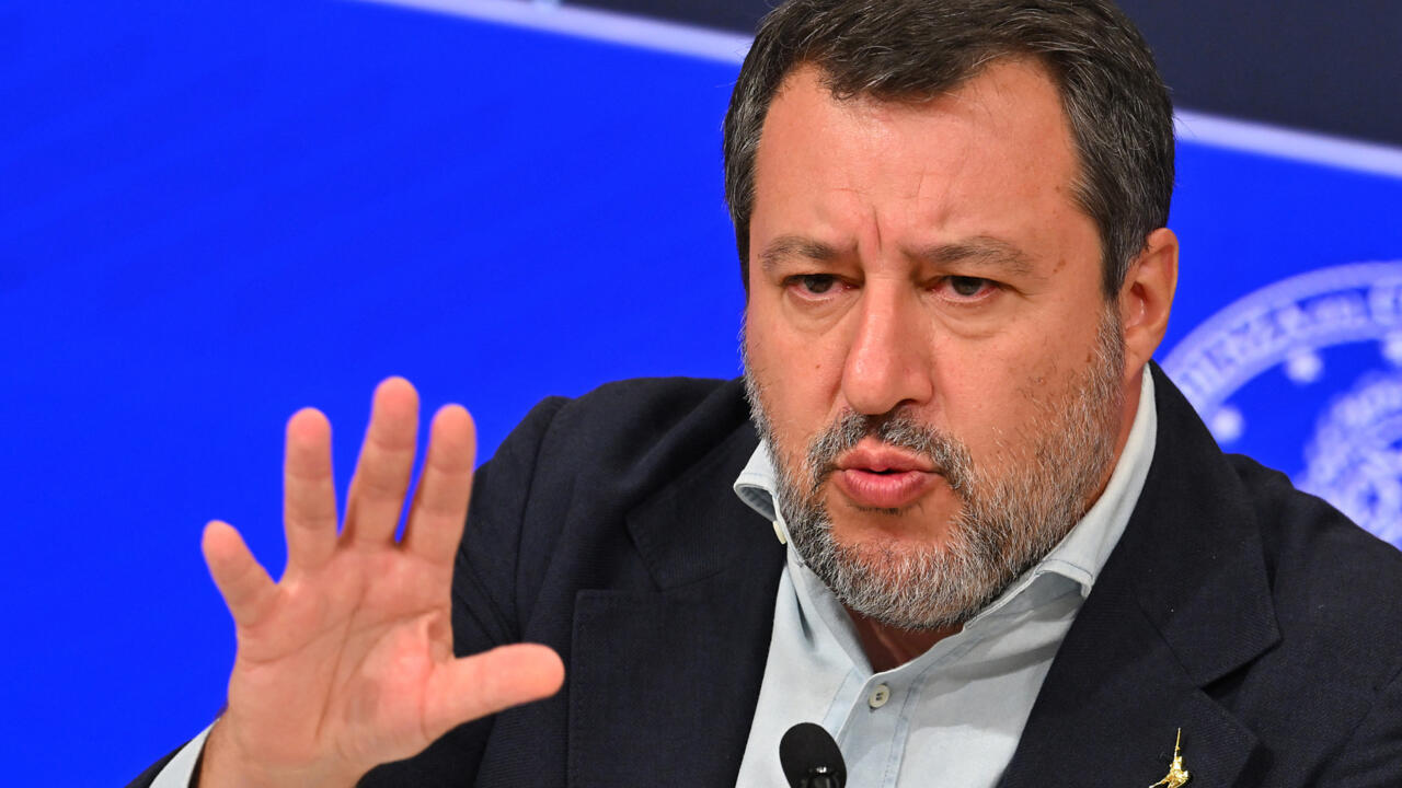 Paris Summons Italian Ambassador After Salvini's Criticism of Macron