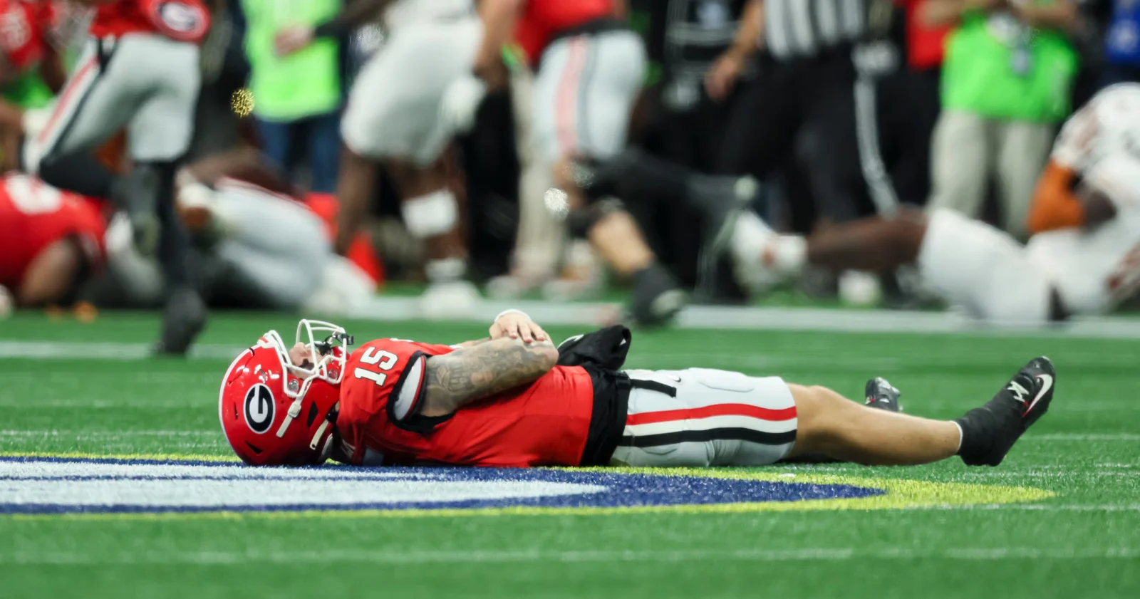 Georgia's QB Shake-Up: Gunner Stockton Steps In After Beck's Injury in SEC Final