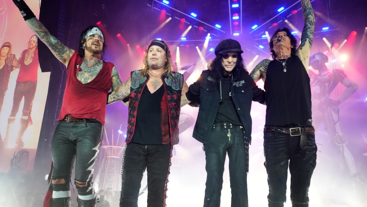 Mick Mars Sues Mötley Crüe Over Touring Dispute and Gaslighting Allegations