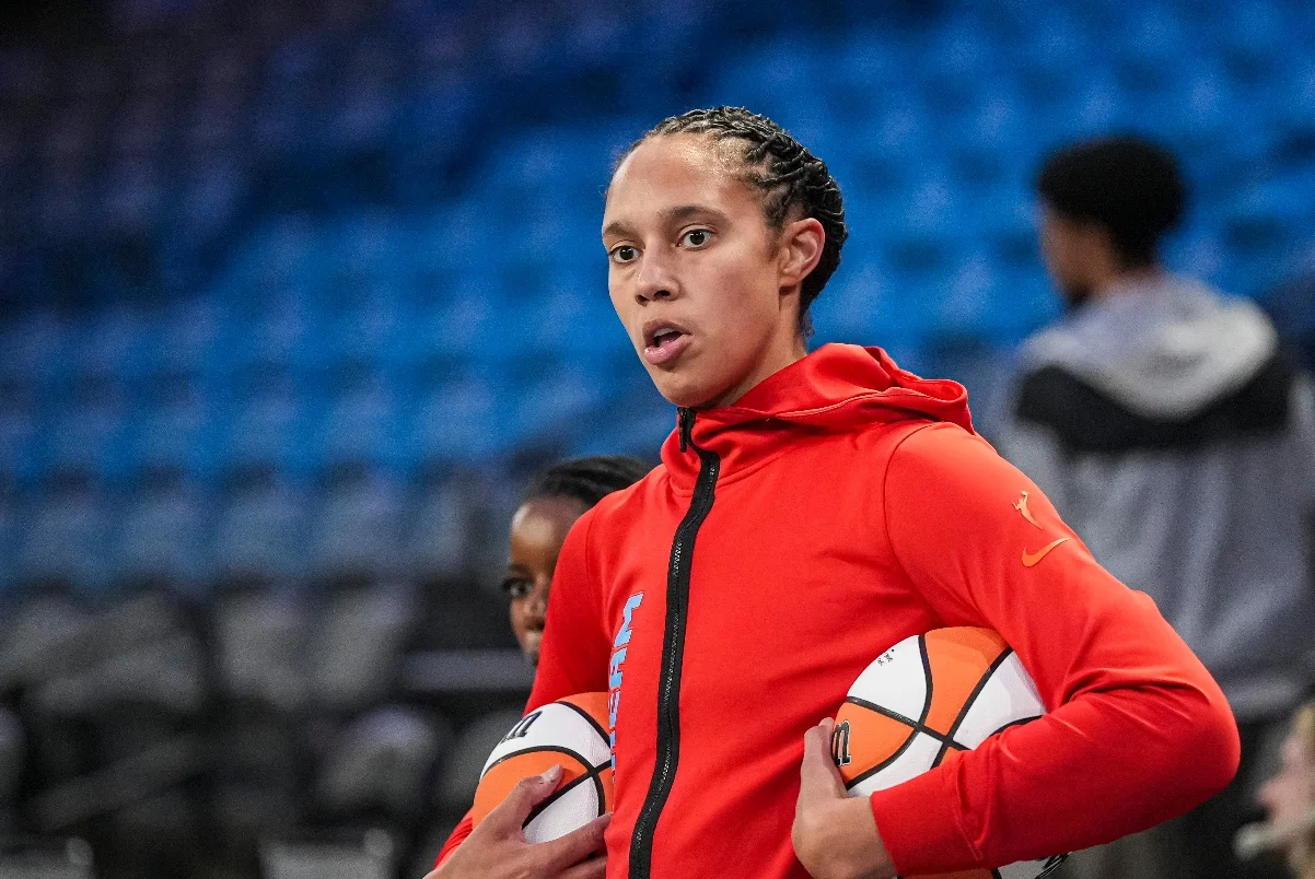 Griner’s ICE Analogy Roils Debate on US vs. Russia Detention