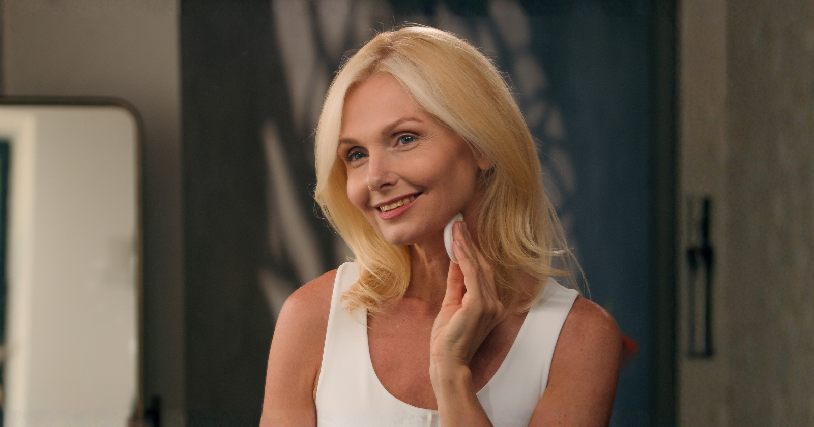 Featured image for 8 Beauty Mistakes to Avoid for a Youthful Look