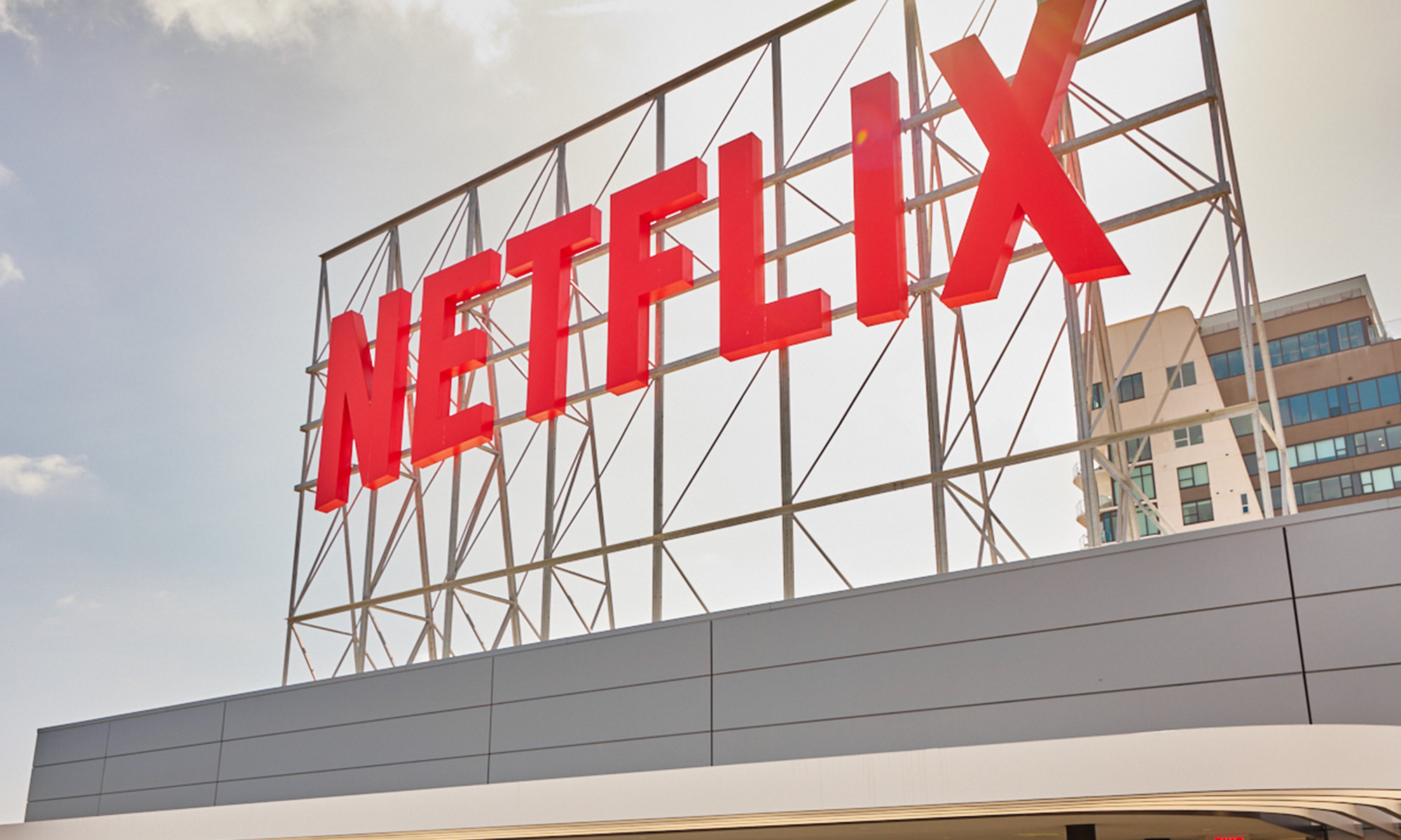 Featured image for Netflix Stock Decline Sparks Debate: Buy the Dip or Exit?