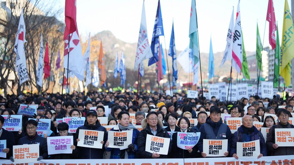 South Korea Faces Political Crisis Amid Martial Law Controversy