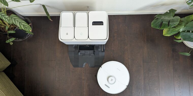 Featured image for 2023's Best Vacuums: Robot vs Cordless, the Ultimate Cleaning Showdown