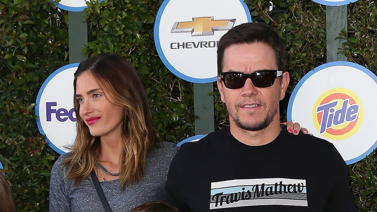 Mark Wahlberg's Quick Exit: Selling Vegas Townhouse After Quitting
