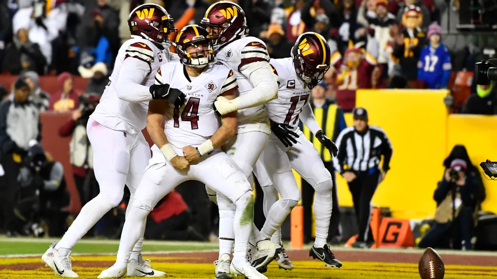 "Expert Predicts Commanders' Win Total in 2023 NFL Season"