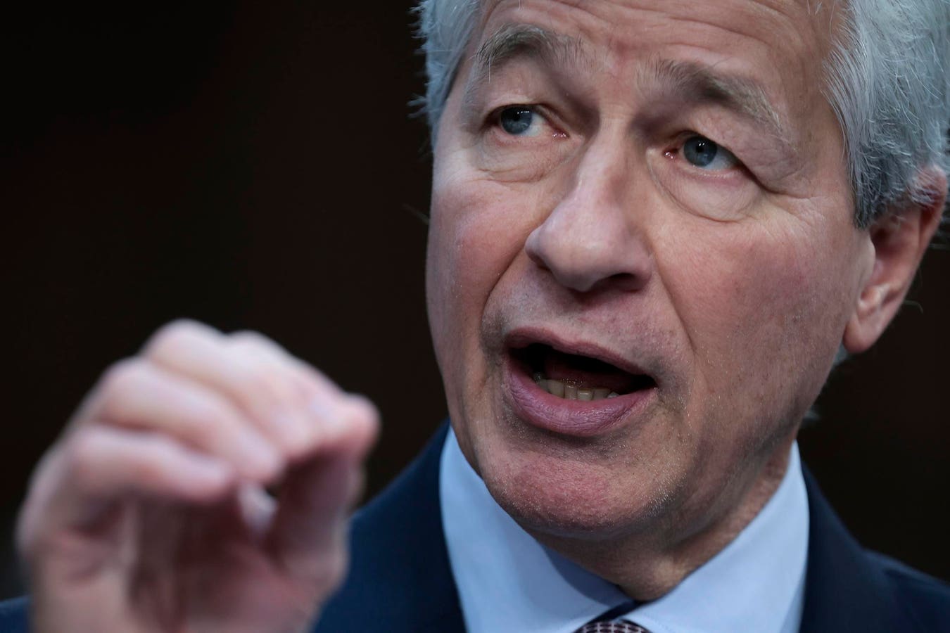 "JPMorgan's Crypto Flip and Coinbase's ETF Euphoria: A Polarizing Stock Soars"