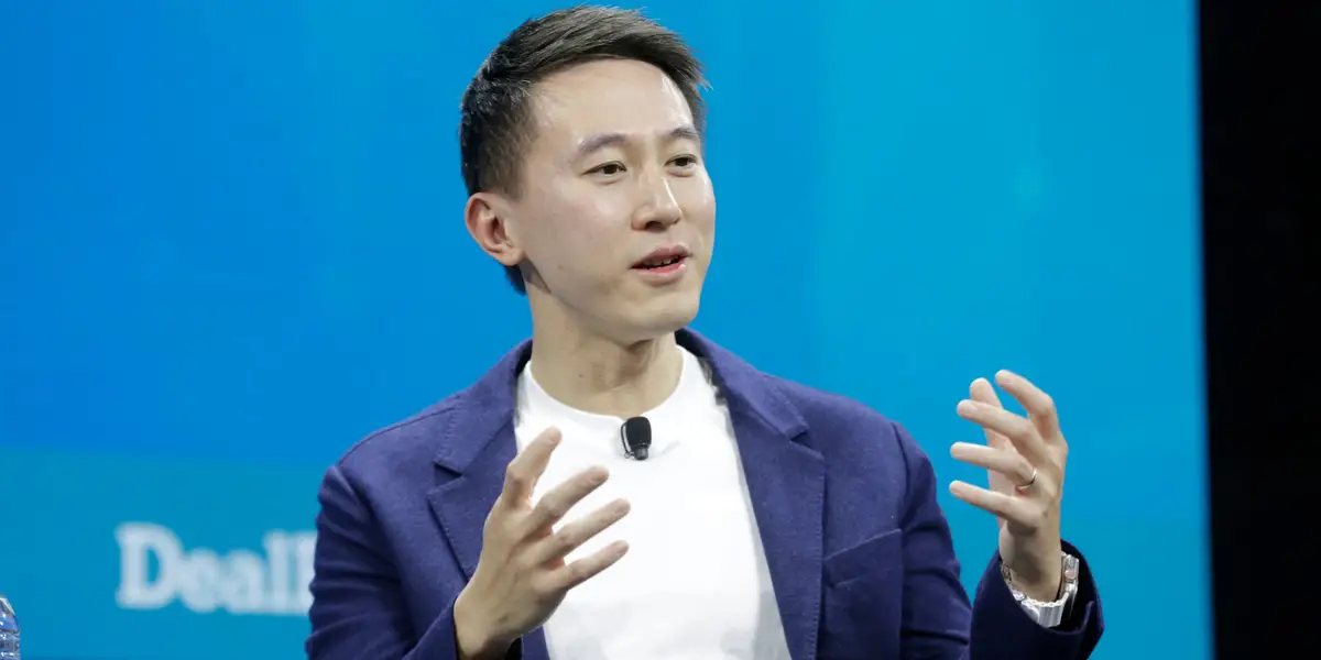 Featured image for Trump approves $14 billion TikTok deal via executive order amid employee concerns