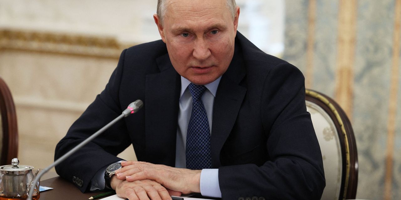 Putin Admits Russia's Military Struggles in Ukraine Conflict