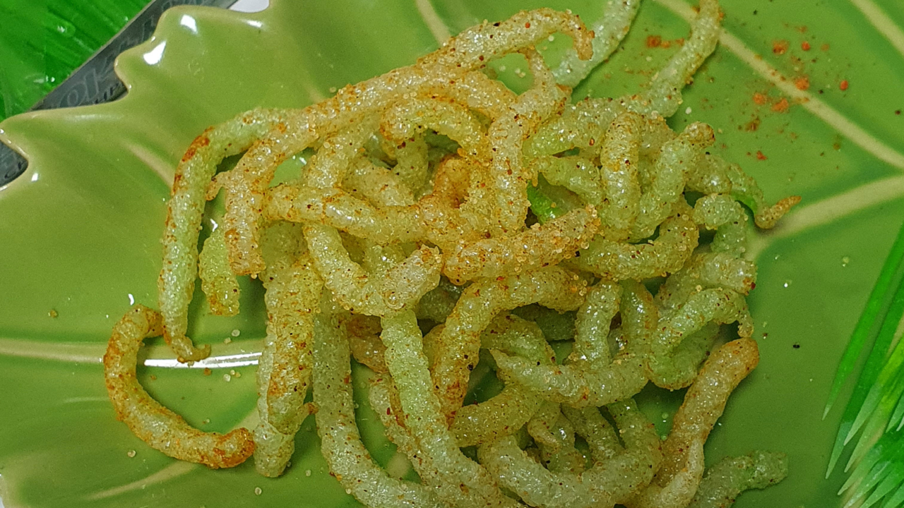 South Korea Issues Warning Against Viral Trend of Eating Fried Toothpicks