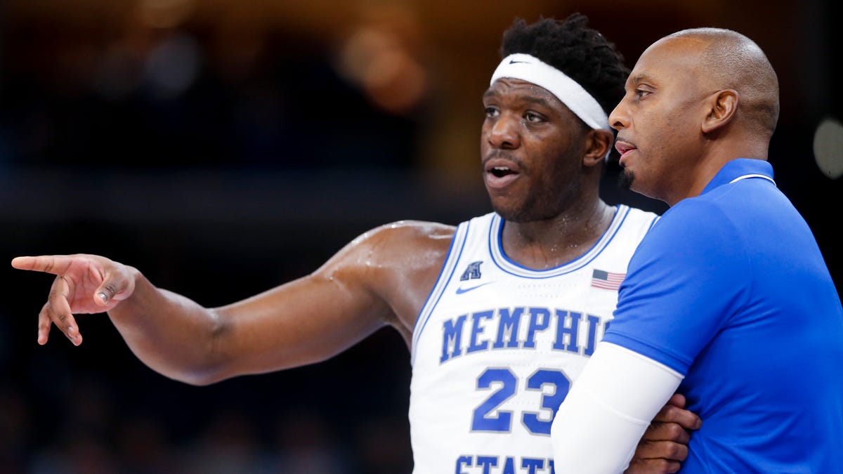 Featured image for "Memphis Basketball: Malcolm Dandridge Benched Indefinitely Amid Academic Inquiry"