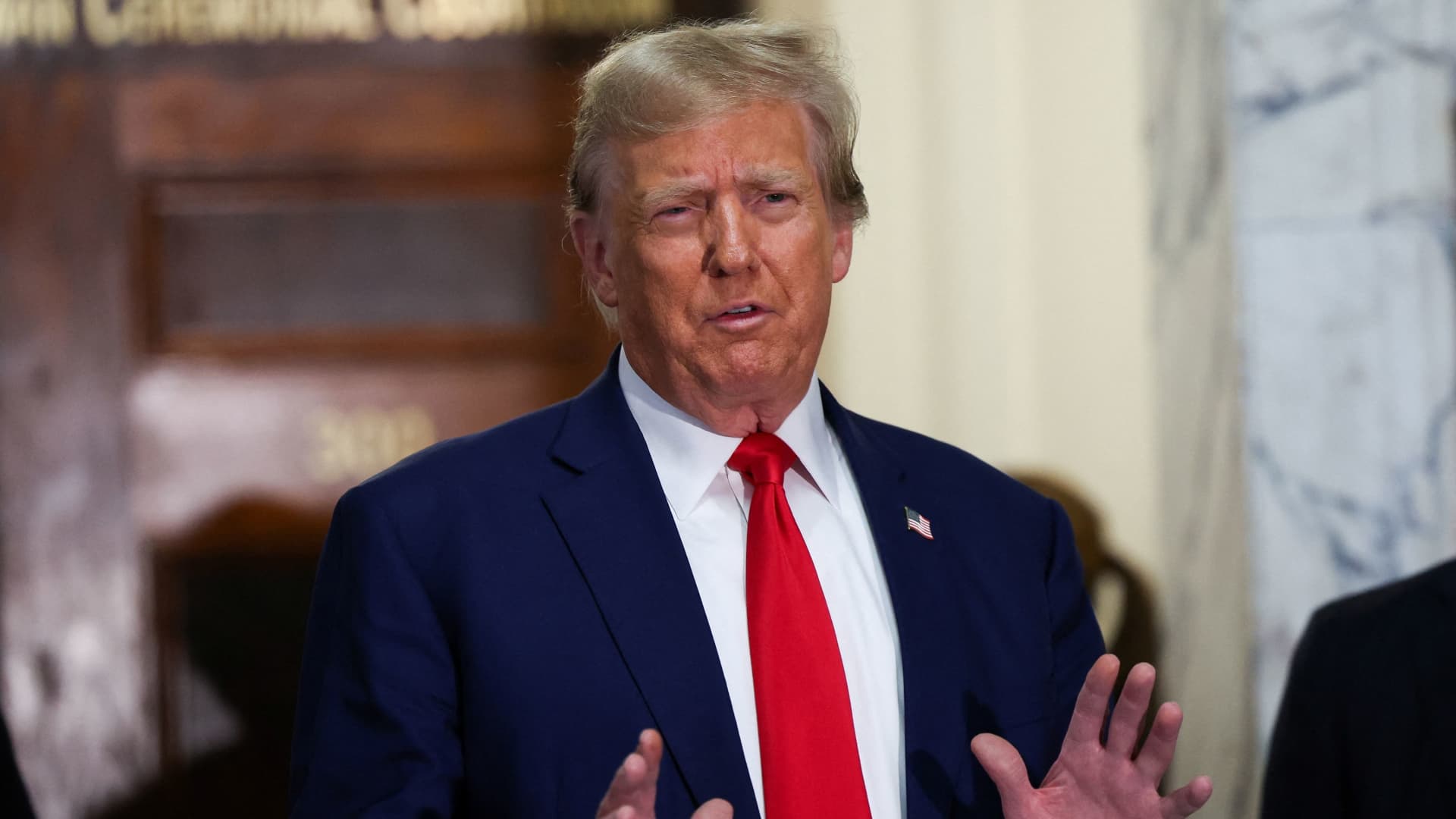 Featured image for Judge Rules Trump Must Pay New York Times $400,000 in Legal Fees