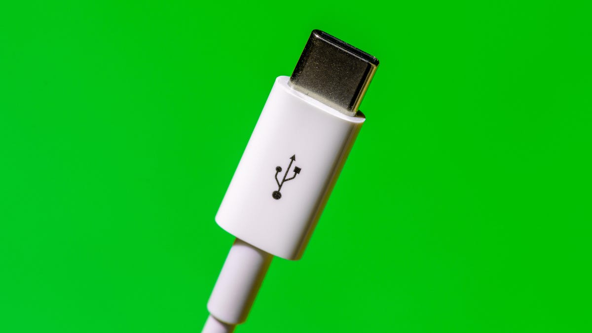 The USB-C Transition: iPhone 15's Cable Confusion and Wireless Future
