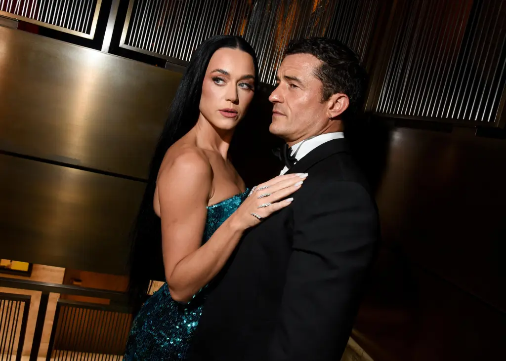 Featured image for Orlando Bloom's Halloween with Actress Dressed as Katy Perry Sparks Dating Rumors