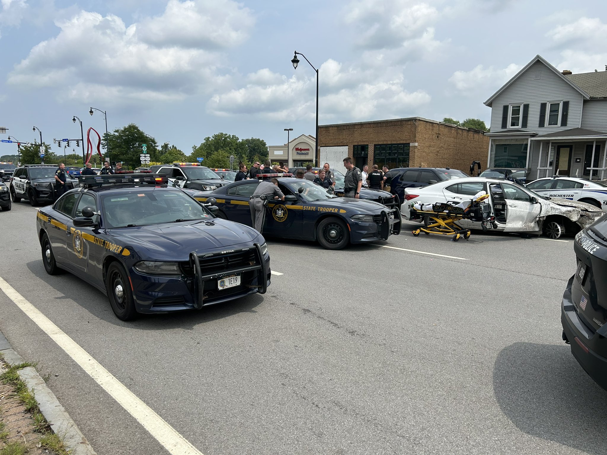 Stolen Chase Ends in Northwest Rochester Crash