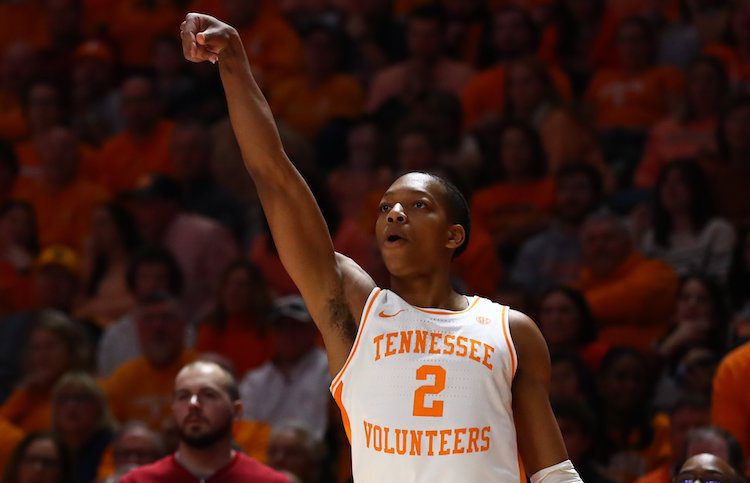 "Tennessee Dominates Alabama in 91-71 Victory: Key Takeaways and Coach Oats' Reaction"