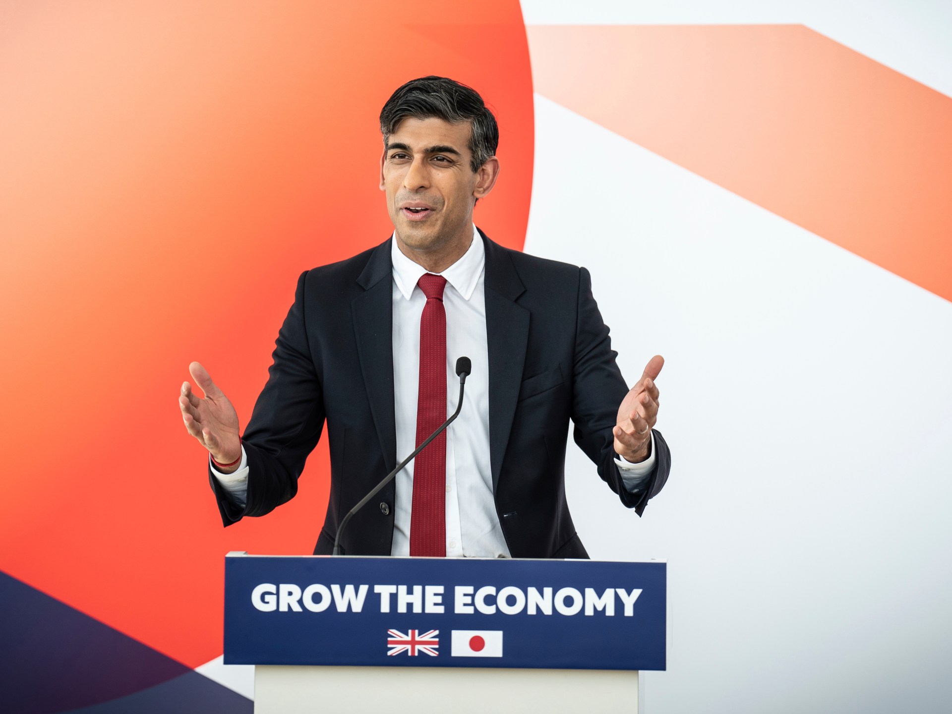 Featured image for Japan and UK strengthen economic and defense ties ahead of G7 summit.