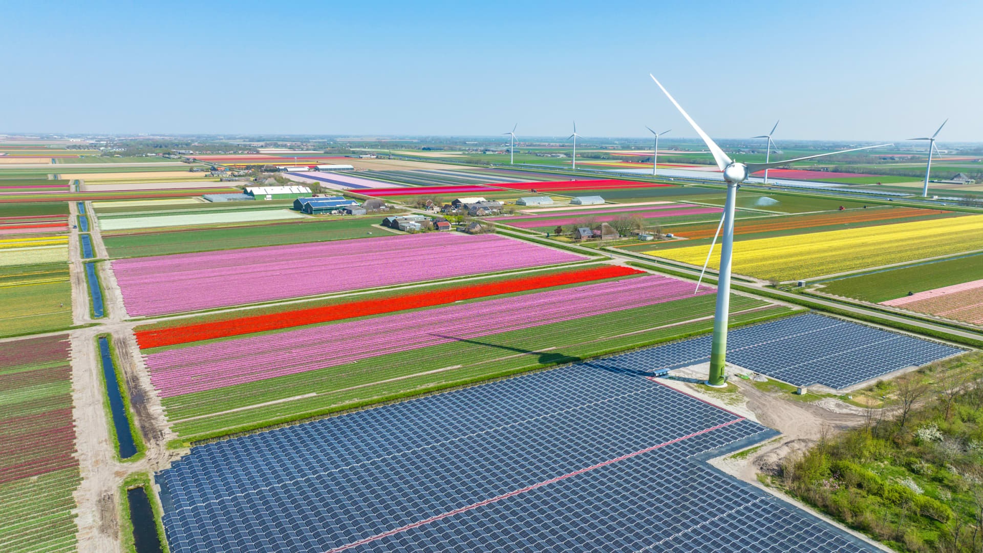 The Cost and Hope of a Green Transition: Trillions Needed, Billions Pledged, and a Global Guide to Electric Grid Development.
