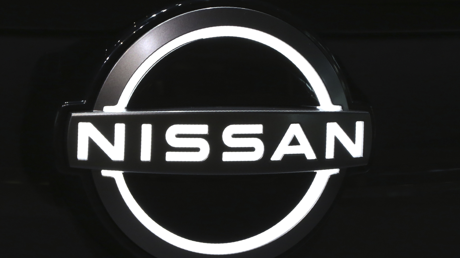 Featured image for Nissan Urges Owners of Older Cars to Avoid Driving Over Airbag Explosion Risk