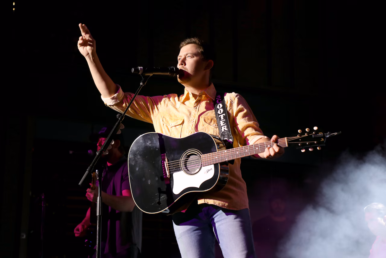 Featured image for Country Singer Scotty McCreery Loses Both Grandmothers on the Same Day