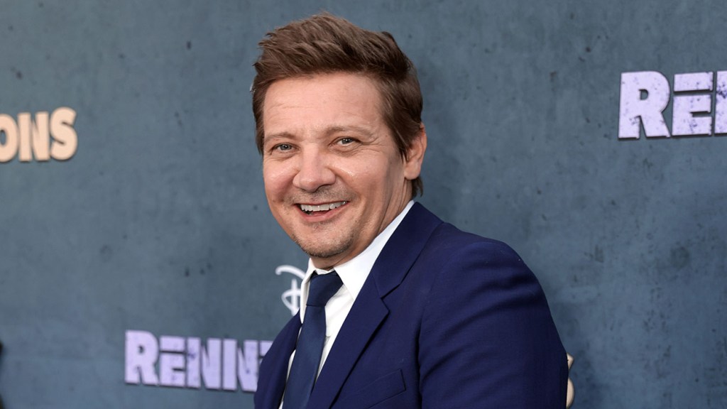 "Jeremy Renner, Glenn Close, and Kerry Washington Join 'Knives Out 3' Cast"