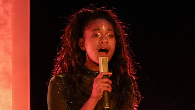 Featured image for Willow Smith Sparks Concern with Emotional Post and Bold Message