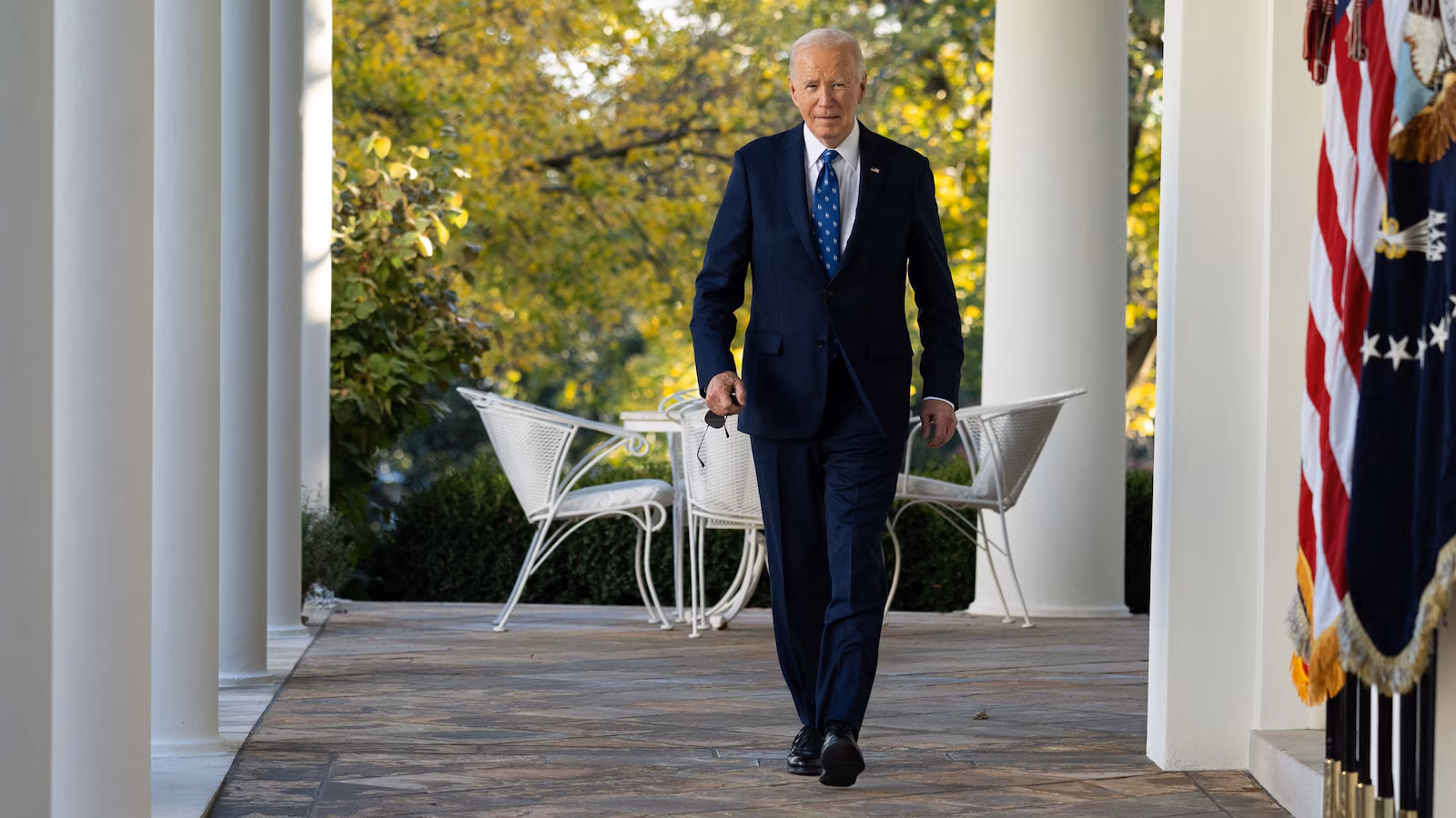 Biden Weighs Preemptive Pardons Amid Trump Retaliation Concerns