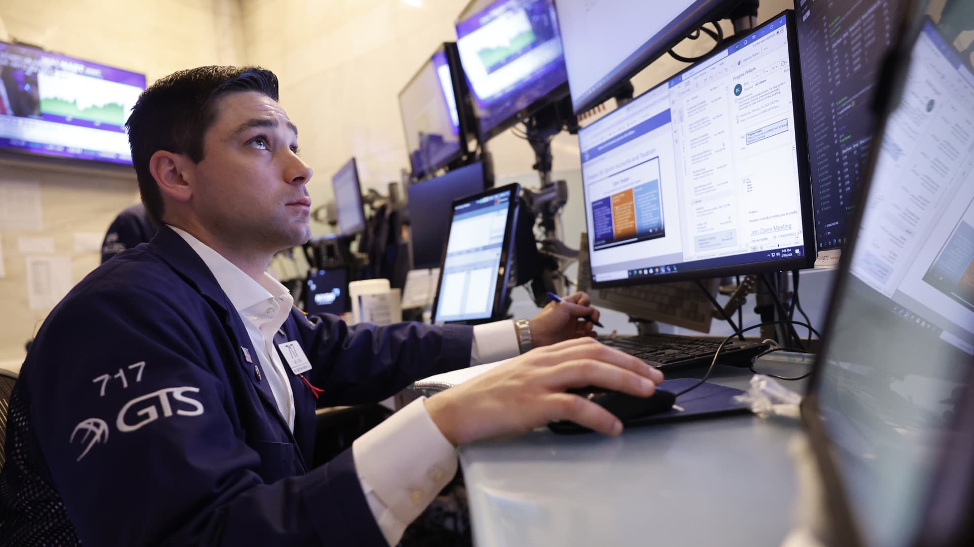 Featured image for "Stock Market Update: S&P 500 Futures Rise Ahead of Inflation Data"