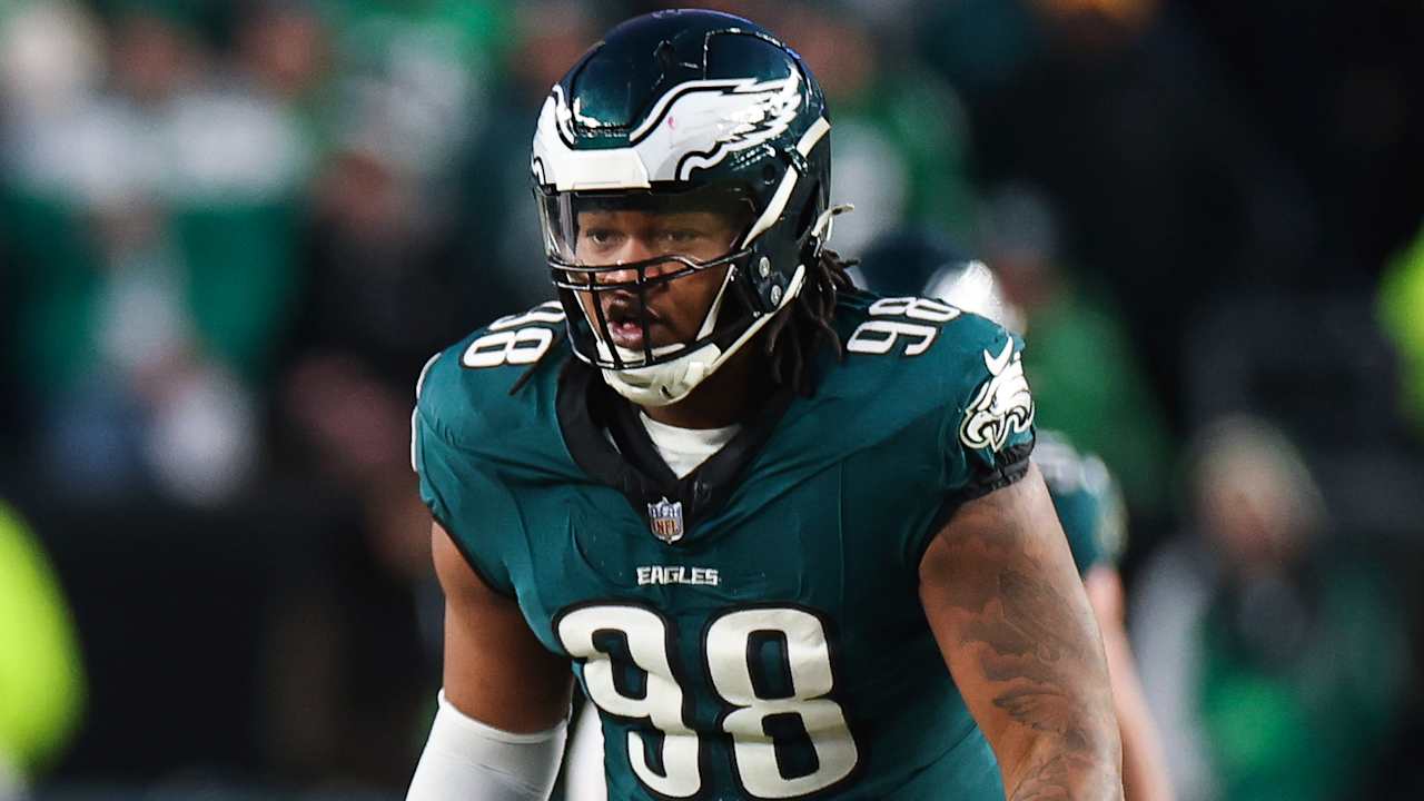 Featured image for Eagles' Jalen Carter Ejected for Spitting on Dak Prescott in Season Opener