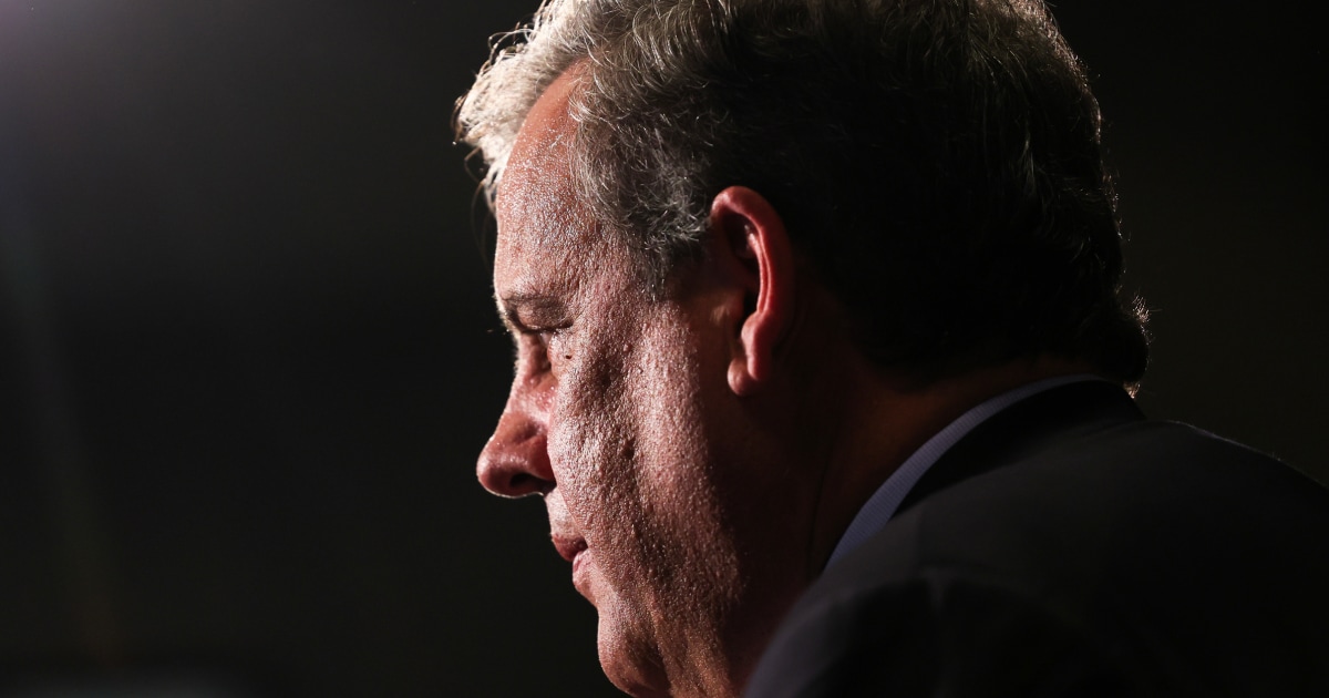 Featured image for "Chris Christie Withdraws from 2024 Presidential Race Amid Republican Pressure"