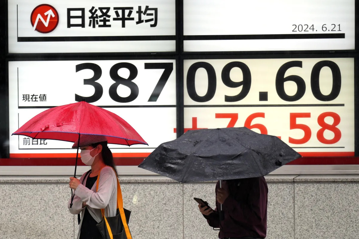 Asian Shares Dip Amid Nvidia's Wall Street Impact