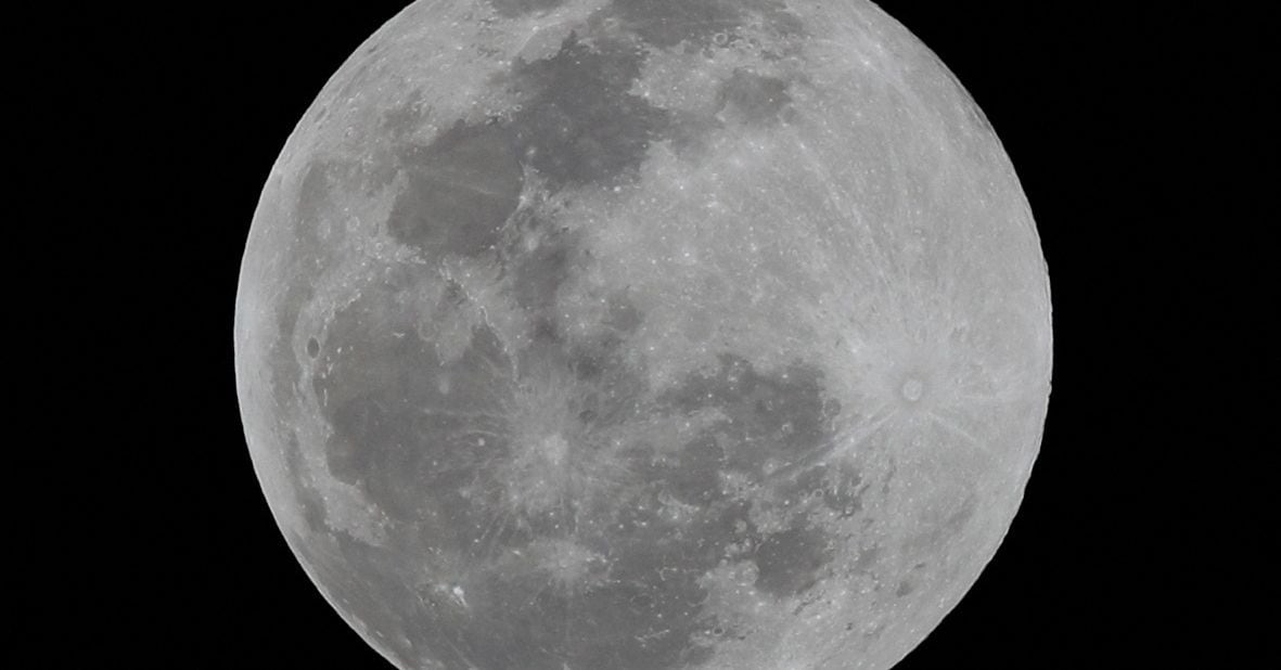 China Plans to Build Lunar Bases with Moon Soil in 5 Years.