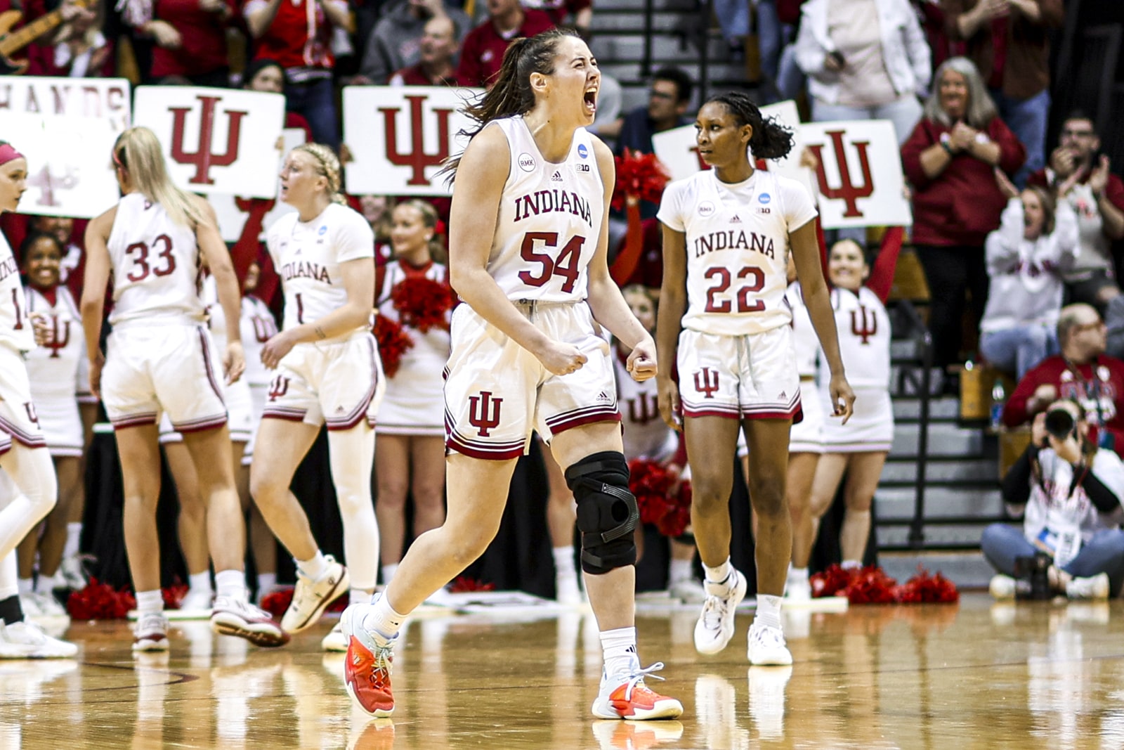 Featured image for "Indiana's Fearless March Madness Clash with South Carolina: Sweet 16 Highlights and Live Score"