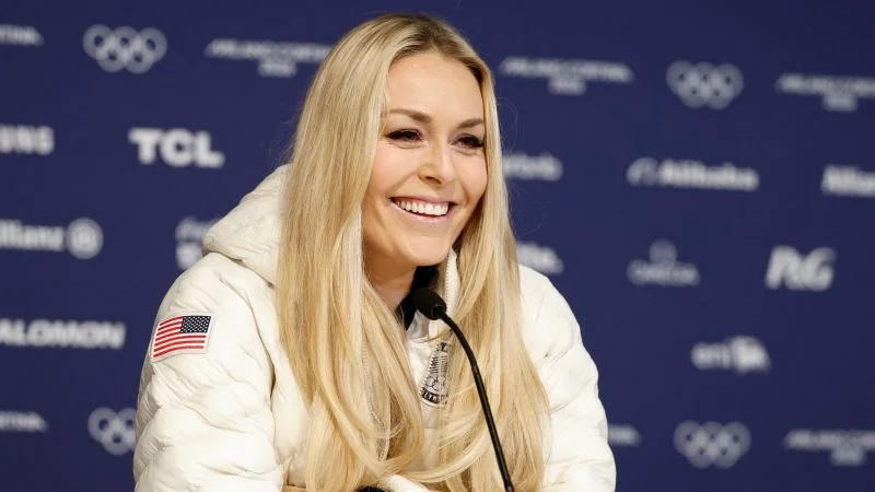 Vonn trains through rehab, eyes Olympic downhill despite torn ACL