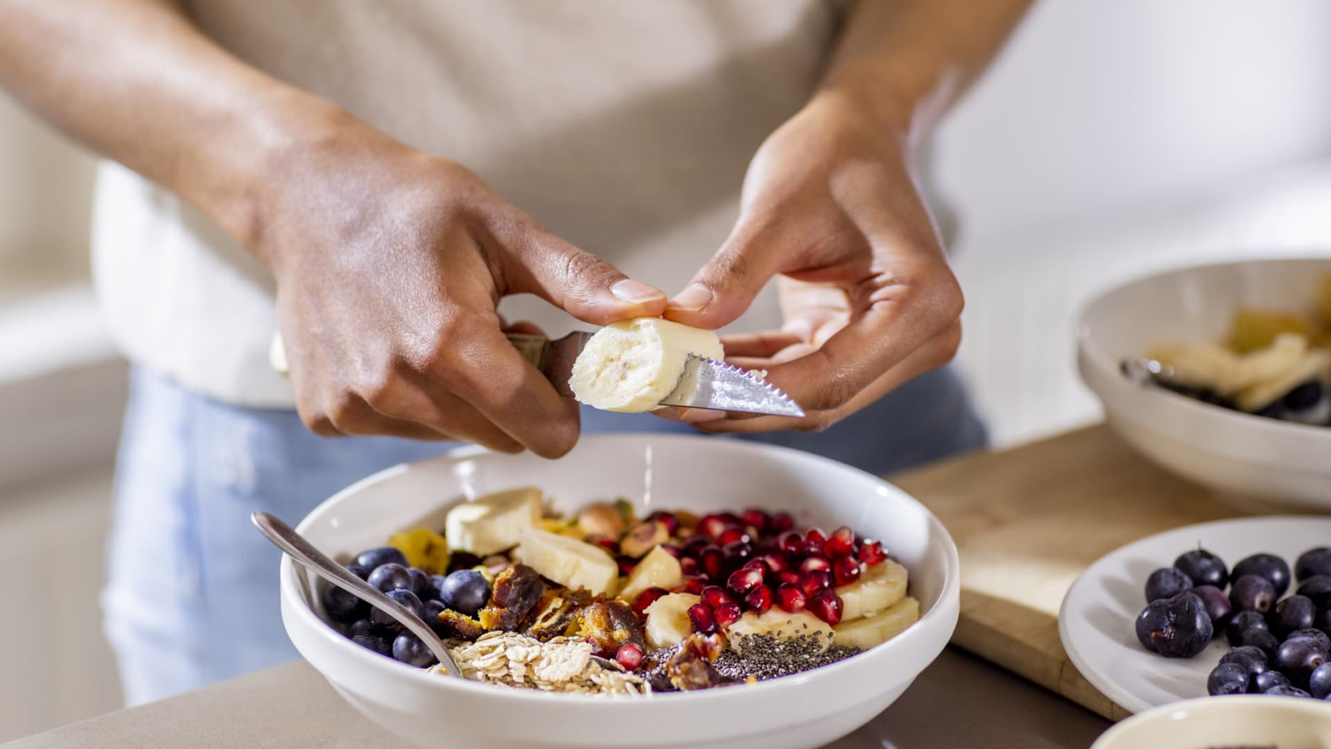 "The Surprising Risks of Skipping Breakfast: 2 Reasons Why It Matters"
