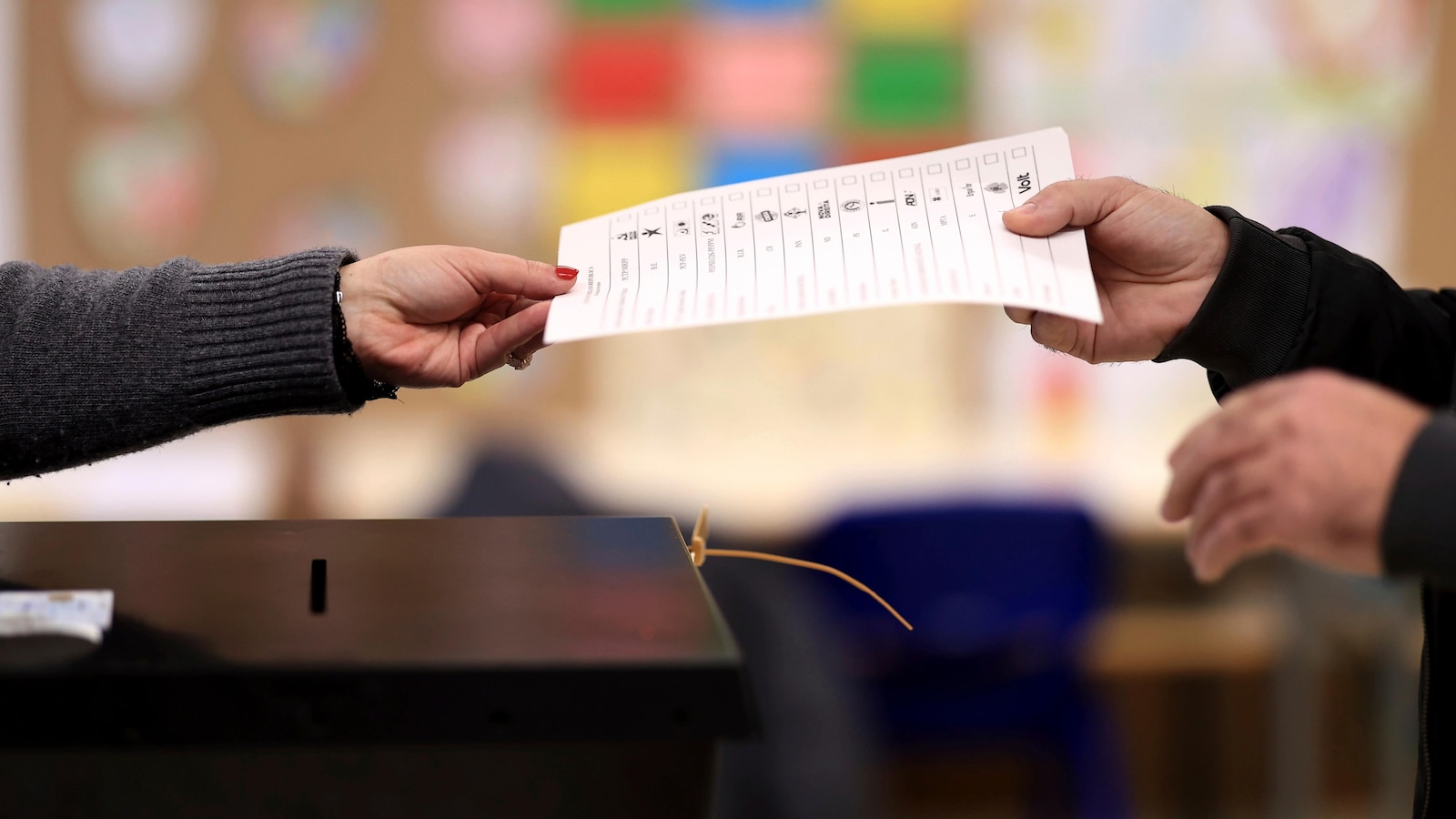 Featured image for "Portugal's General Election: Tight Race as Populist Support Surges"