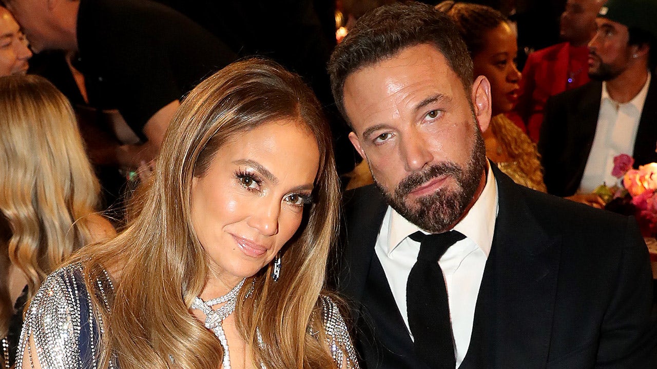 Featured image for Jennifer Lopez Denounces Negativity Amid Ben Affleck Split Rumors