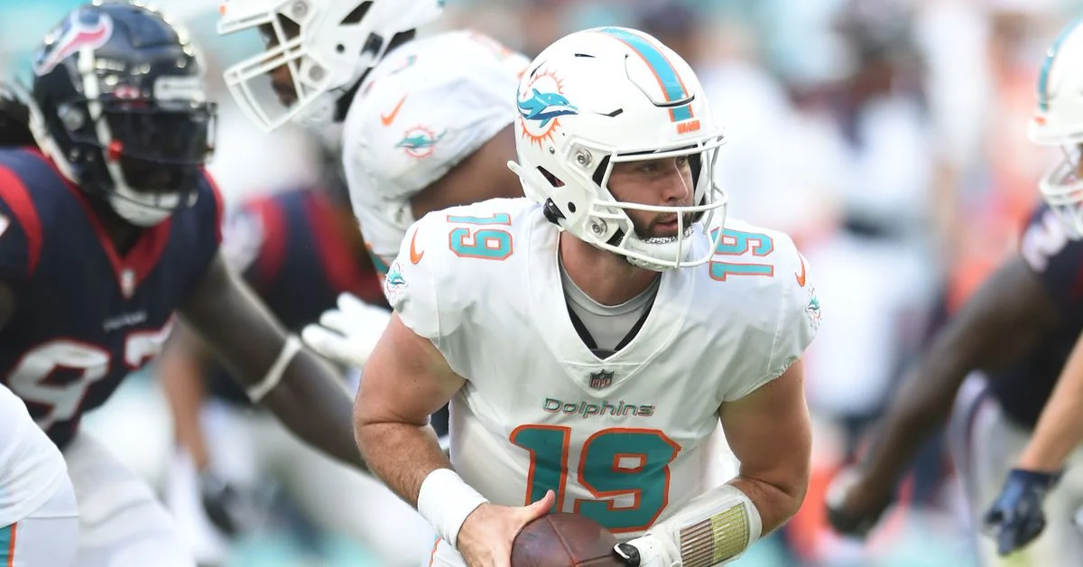 "Dolphins Dominate Texans in Preseason Matchup with Impressive Defensive Performance"