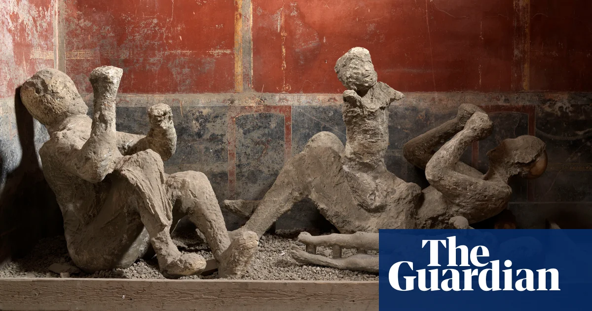 Featured image for DNA Unveils New Truths About Pompeii's Victims